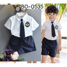 BO0535 ชุดเด็กผู้ชาย แนวนักเรียนนอก เสื้อแขนสั้นสีขาว เนคไทสีดำ กางเกงขาสั้นสีกรมท่า (3ชิ้น) 