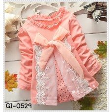 GI0529 เดรสสั้นเด็กผู้หญิง แขนยาว แต่งโบว์ที่อก แฉกกลางเฉียง แต่งลูกไม้ สีพีช S.80