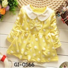 GI0566 เดรสสั้นเด็กผู้หญิง คอบัว แขนยาว ติดโบว์ที่กลางอก ลายจุด สีเหลือง S.80/95