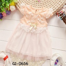 GI0656 เดรสเด็กผู้หญิง ออกงาน คอกลม แขนสั้น แต่งลูกไม้ช่วงบน ติดโบว์ทอง สีโอรส S.90/95