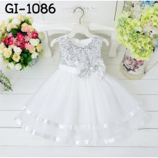 GI1086 ชุดราตรีเด็กผู้หญิง ใส่ออกงาน แขนกุด แต่งเลื่อมเงินช่วงบนและโบว์ที่เอว สีขาวออฟไวท์ (Off-white) 