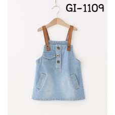 GI1109 เอี๊ยมกระโปรงยีนส์ เด็กผู้หญิง สายหนัง แต่งกระเป๋า สียีนส์อ่อน