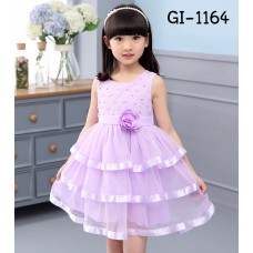 GI1164 ชุดราตรีเด็กผู้หญิงใส่ออกงาน แขนกุด ช่วงบนแต่งไข่มุกและเพชร ติดดอกไม้ที่เอว สีม่วง