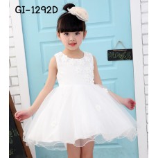 GI1292D ชุดราตรีเด็กผู้หญิง เด็กโตใส่ออกงาน แขนกุด แต่งดอกไม้สีขาวออฟไวท์ (Off-white) ขอบย้วย สีขาว 