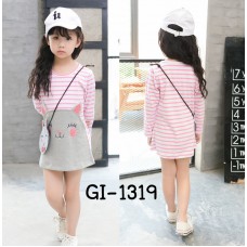 GI1319 เดรสเด็กผู้หญิง คอกลมแขนยาว หน้าแมวเหมียว ลายริ้วสีชมพู S.100/120