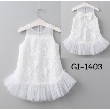 GI1403 ชุดเดรสเด็กผู้หญิง แขนกุดผ้าซีทรู ผ้าลูกไม้ ชายขอบโค้งระบาย สีขาว