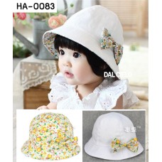 HA0083 หมวกเด็กผู้หญิง ใส่ได้ 2 ด้าน โทนสีขาว