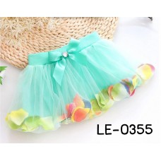 LE0355 กระโปรงเด็กผู้หญิง ด้านในกระโปรงใส่กลีบกุหลาบหลากสี สีเขียวมิ้นท์ 