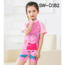 SW0182 ชุดว่ายน้ำเด็กผู้ชาย แบบบอดี้สูท แขนขาสั้น ลาย Peppa Pig 