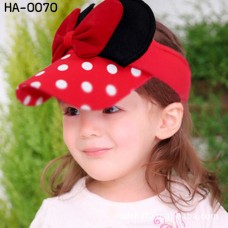 HA0070 หมวกหูมินนี่เมาส์ ติดโบว์ มีปีกหมวก ลายจุด (เลือกสี) สีแดง